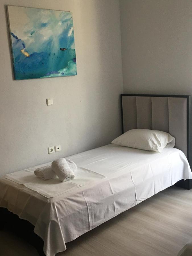 Irini Boutique Rooms!!! Himare Exterior foto